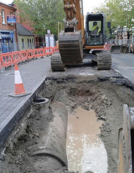 water-pipe-being-dug-up.jpg